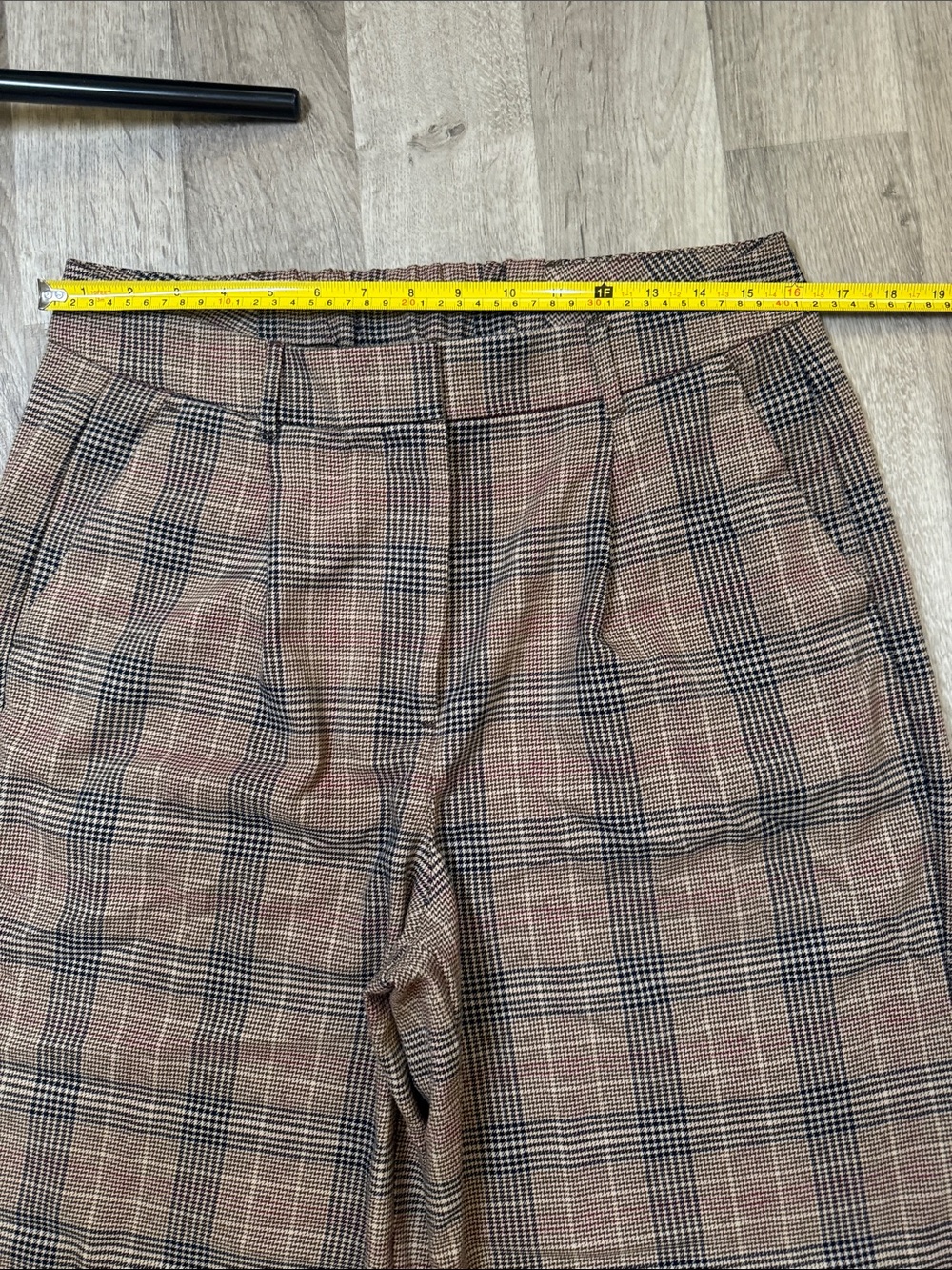 Old Navy Brown Plaid Taylor Wide Leg Trouser Dress Pants with Black Check. SizeL - Picture 3 of 13